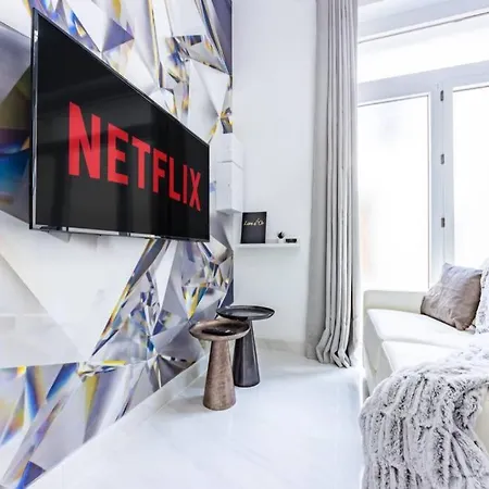 Le Diamant Agenais - Appart'hotel - Clim - Netflix - Parking Gratuit - Nestor & Margot